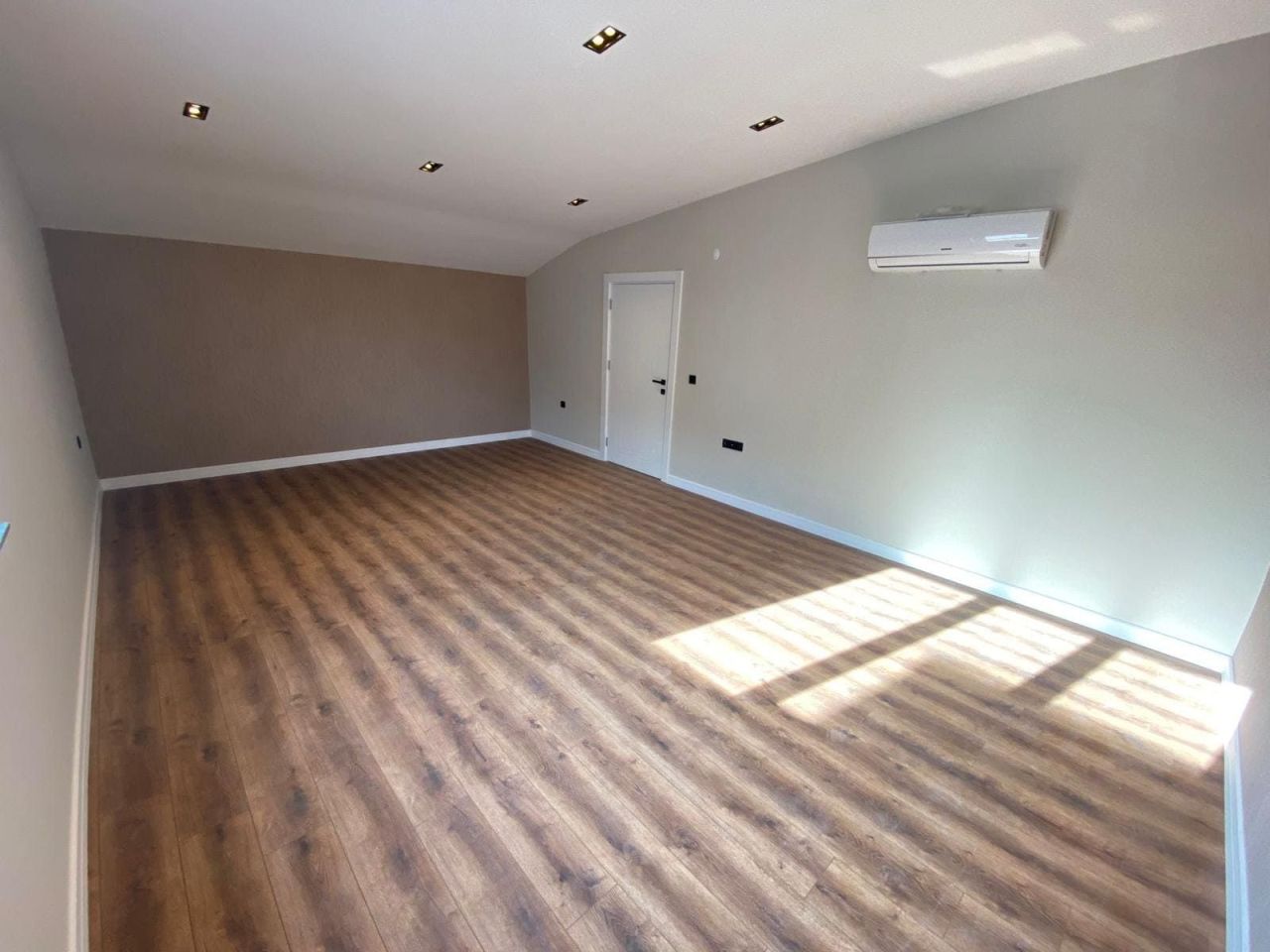 Вилла в Анталии, Турция, 250 м² - фото 6