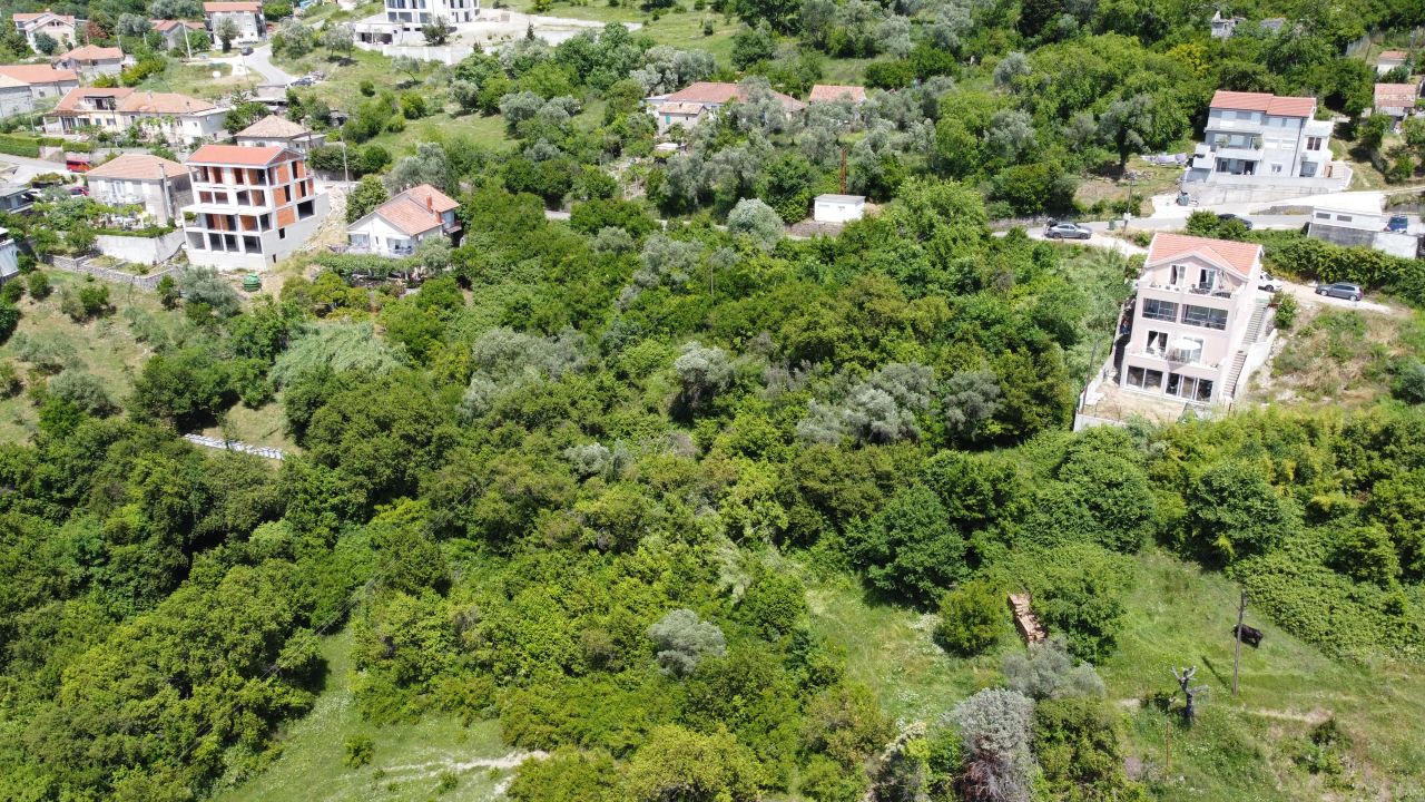 Земля в Тивате, Черногория, 1 430 м² - фото 3