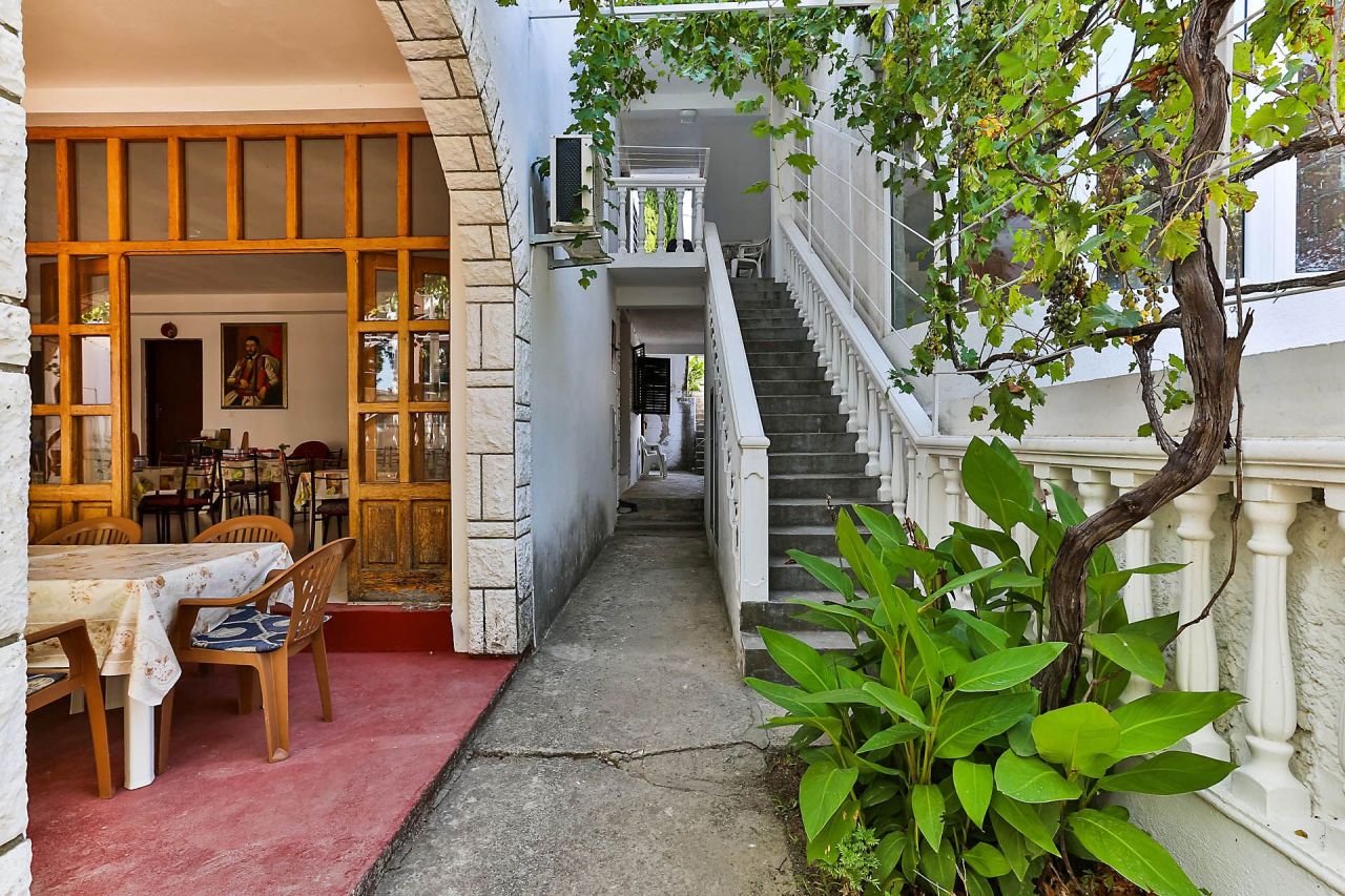 Отель, гостиница в Сутоморе, Черногория, 360 м² - фото 9