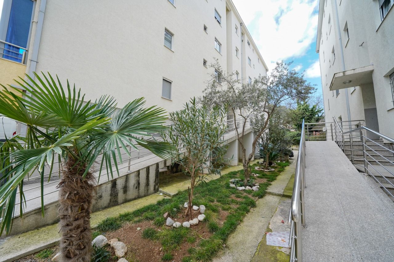 Квартира в Будве, Черногория, 105 м² - фото 11