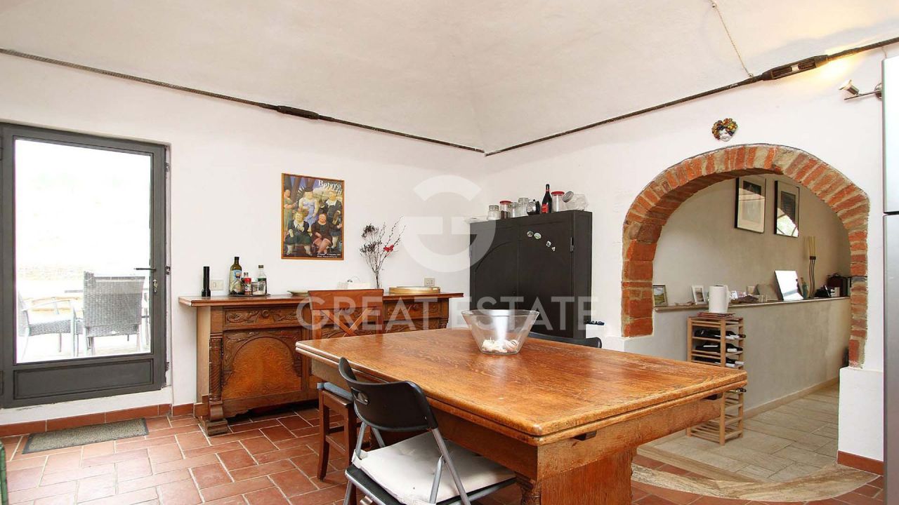 Дом в Синалунге, Италия, 449.8 м² - фото 6