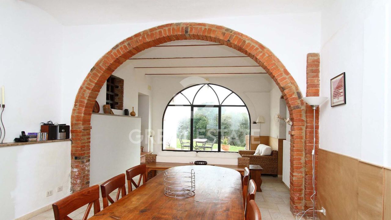 Дом в Синалунге, Италия, 449.8 м² - фото 8