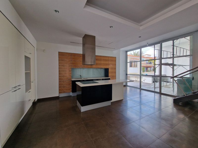 Коттедж в Пафосе, Кипр, 297 м² - фото 8