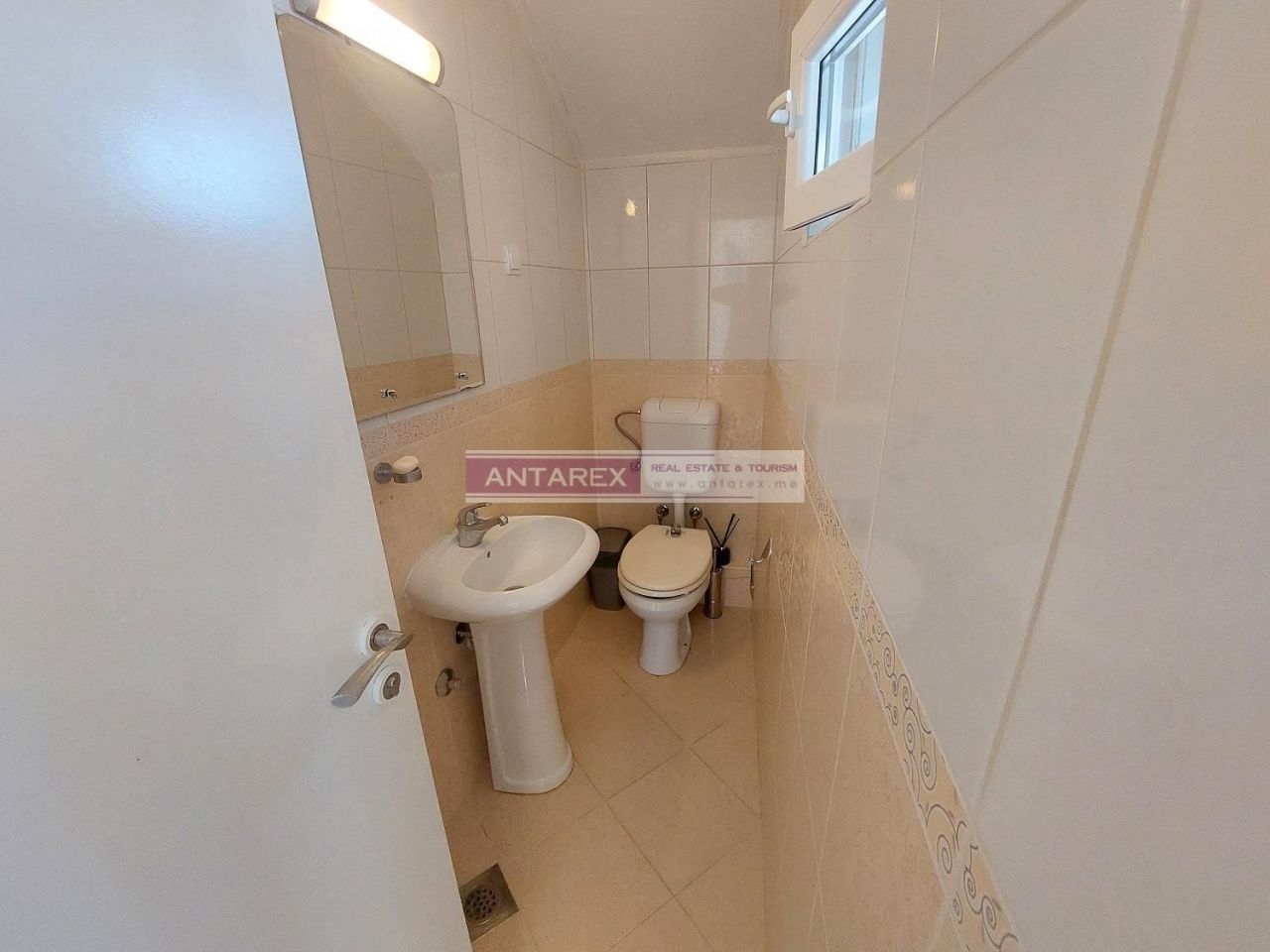 Вилла в Херцег-Нови, Черногория, 75 м² - фото 10