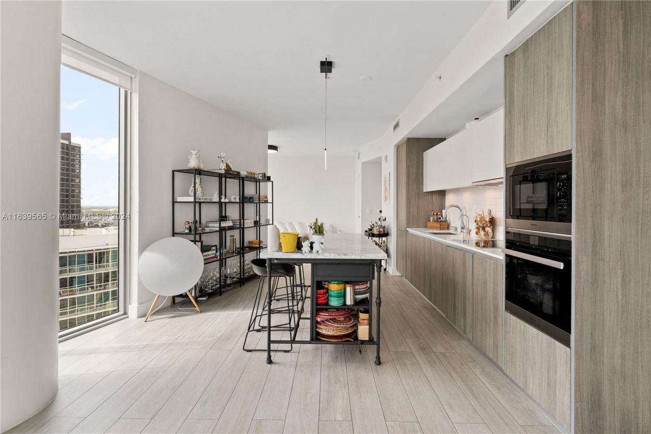 Квартира в Майами, США, 90 м² - фото 11