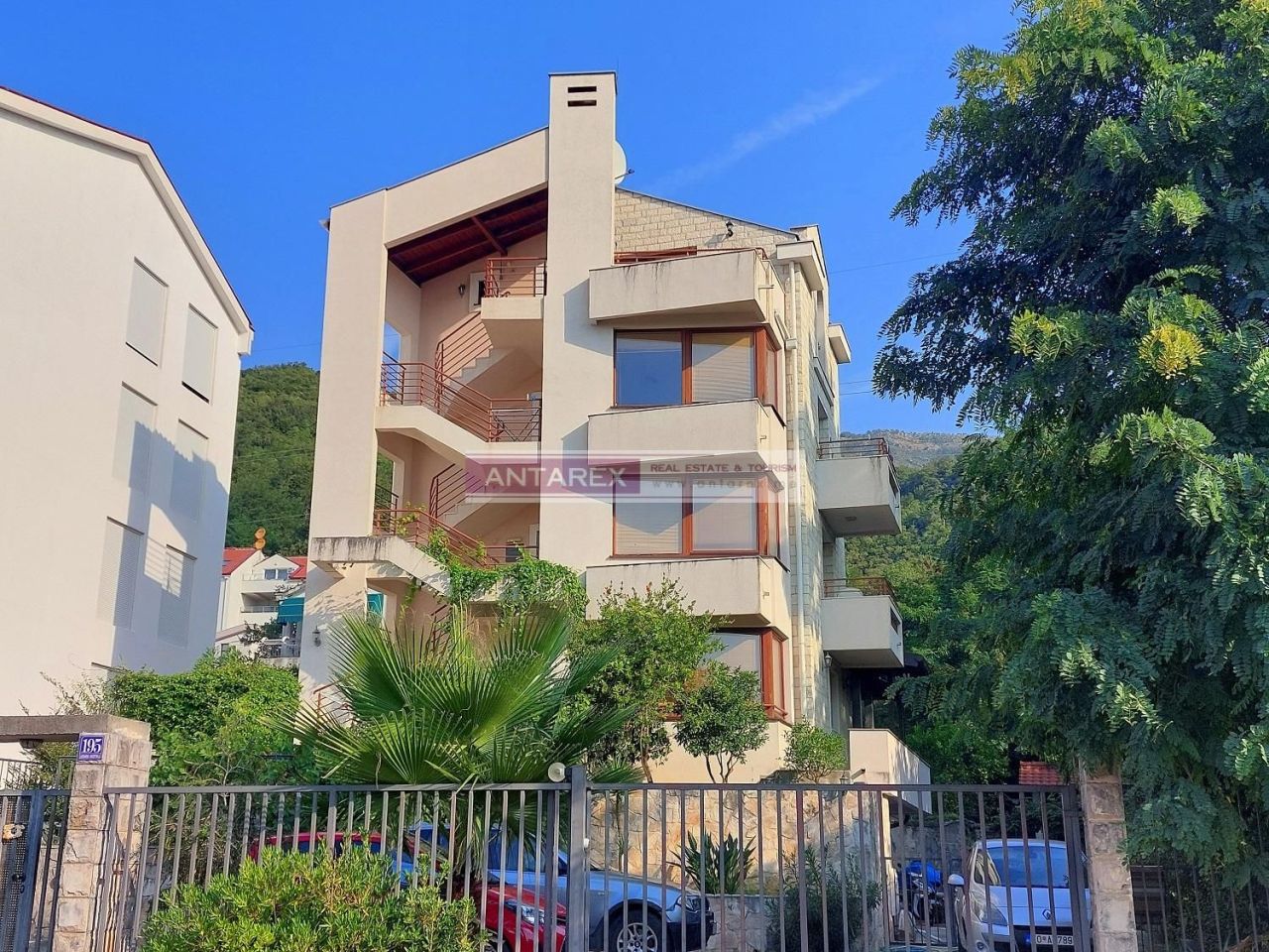 Вилла в Биеле, Черногория, 290 м² - фото 10