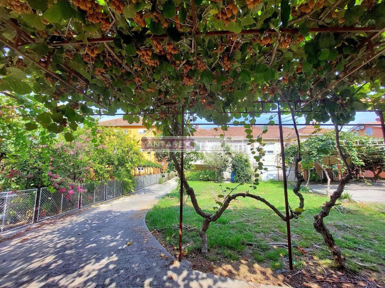 Апартаменты в Игало, Черногория, 124 м² - фото 12