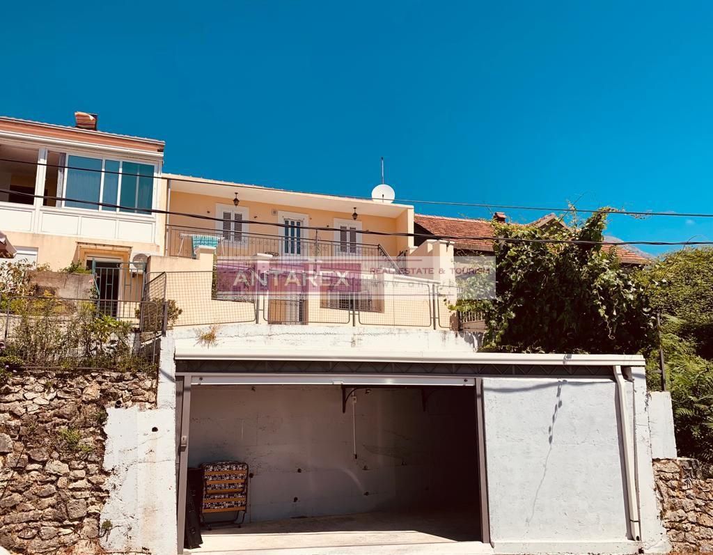 Вилла в Херцег-Нови, Черногория, 75 м² - фото 15