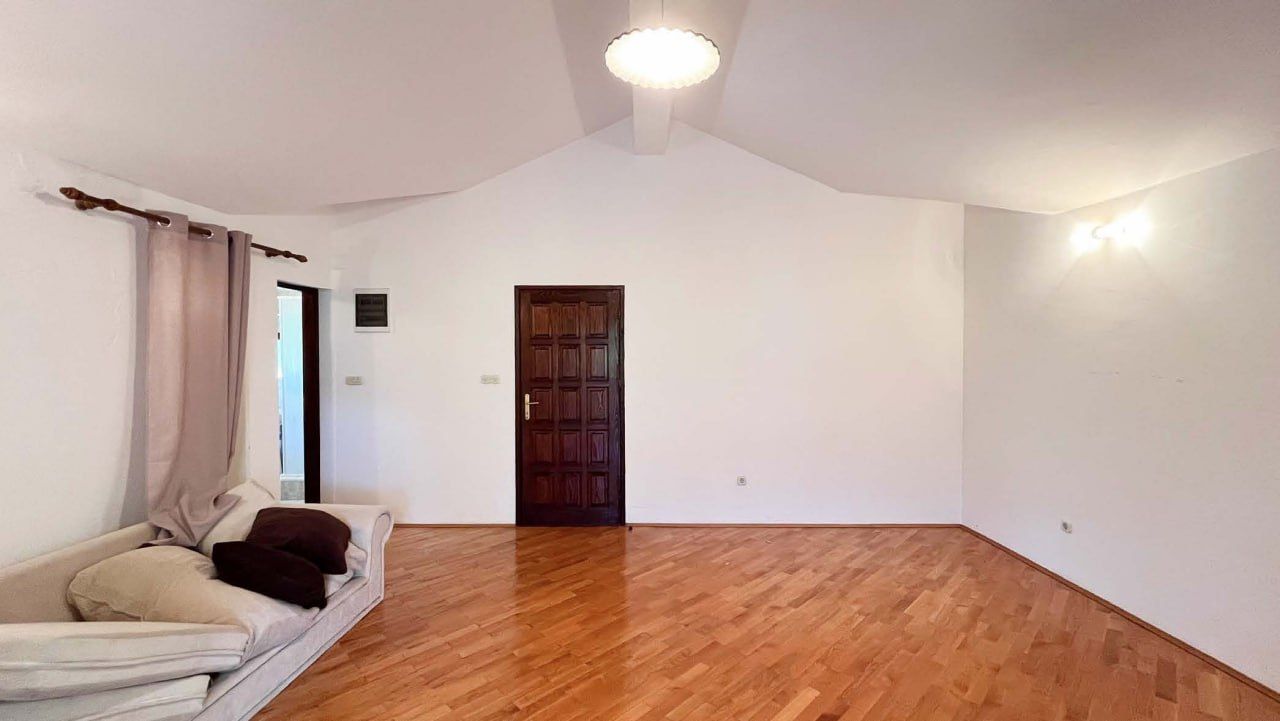 Дом в Дженовичах, Черногория, 240 м² - фото 9