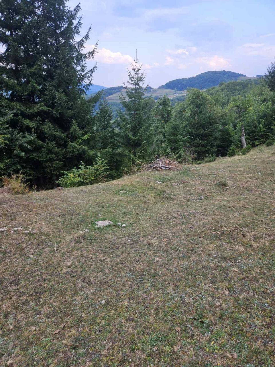 Земля в Биело-Поле, Черногория, 100 000 м² - фото 2