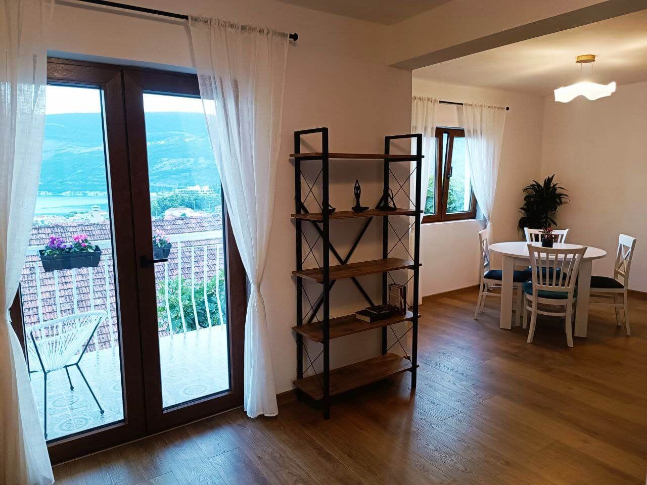 Квартира в Херцег-Нови, Черногория, 70 м² - фото 4