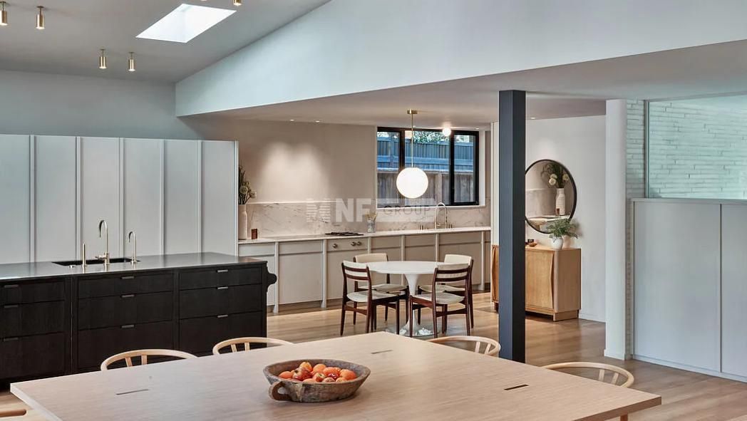 Дом в Лос-Анджелесе, США, 4 895 м² - фото 2