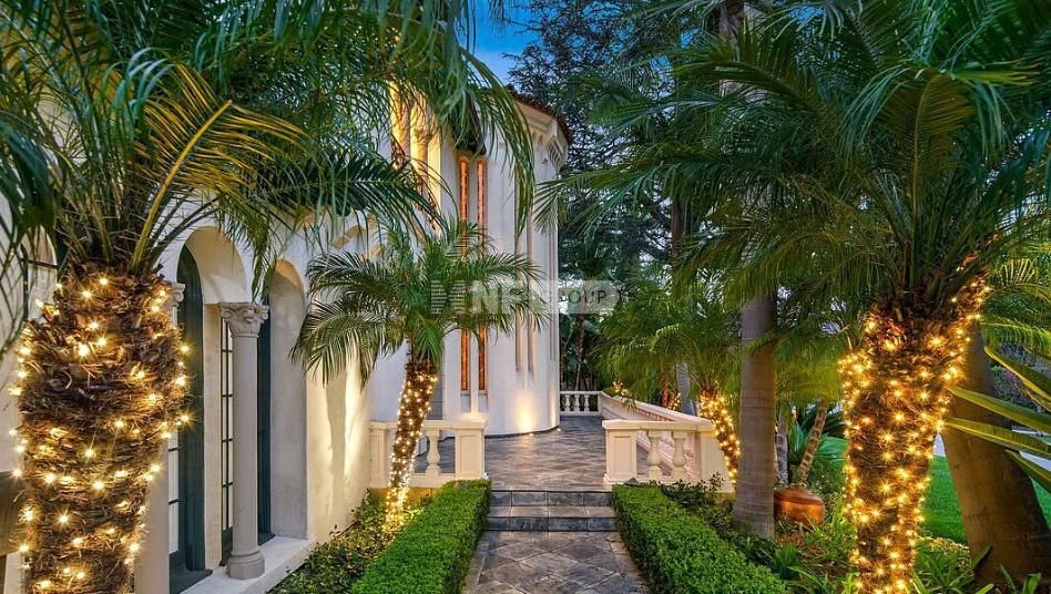 Дом в Беверли-Хиллс, США, 7 092 м² - фото 2