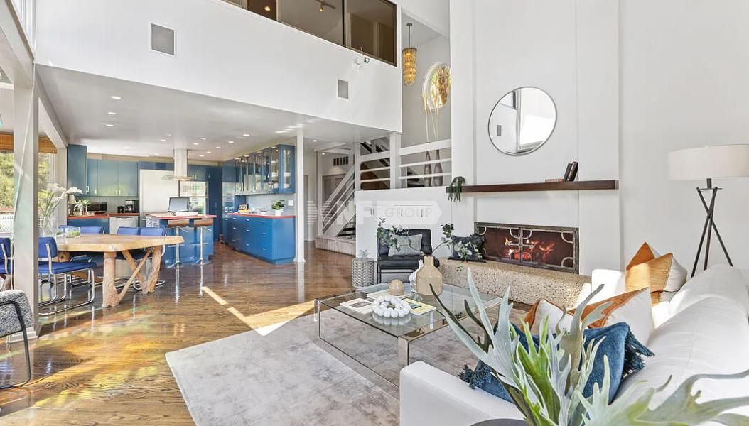 Дом в Лос-Анджелесе, США, 2 301 м² - фото 2