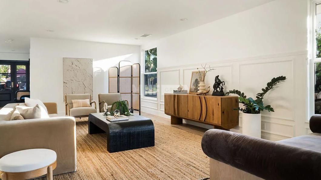 Дом в Лос-Анджелесе, США, 2 126 м² - фото 4