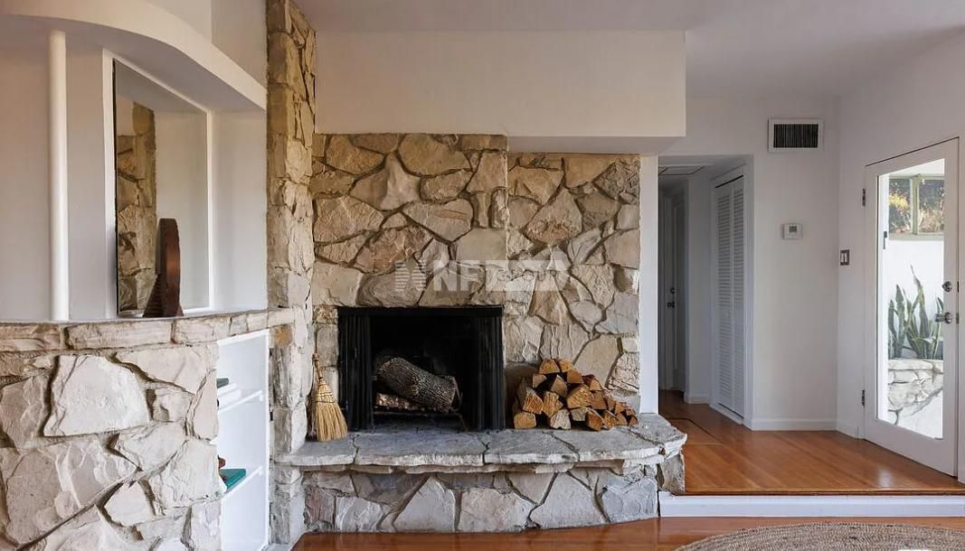 Дом в Лос-Анджелесе, США, 2 182 м² - фото 6