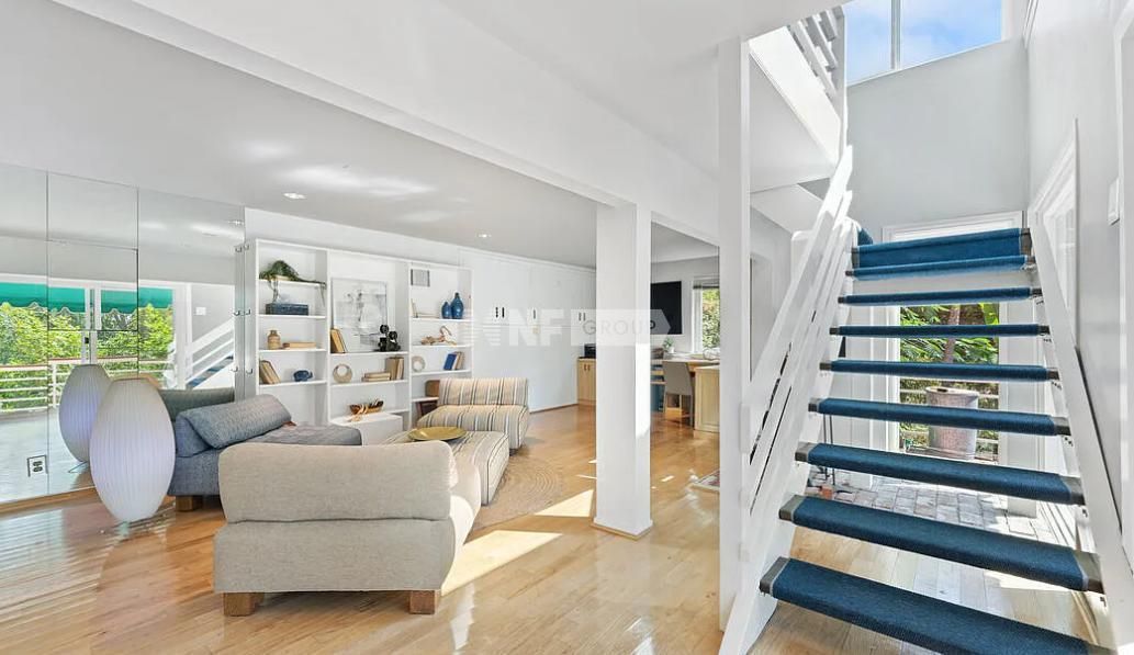 Дом в Лос-Анджелесе, США, 2 301 м² - фото 8