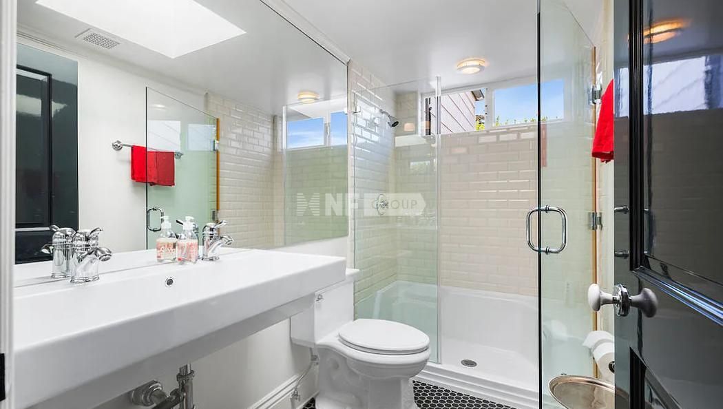 Дом в Лос-Анджелесе, США, 9 690 м² - фото 13