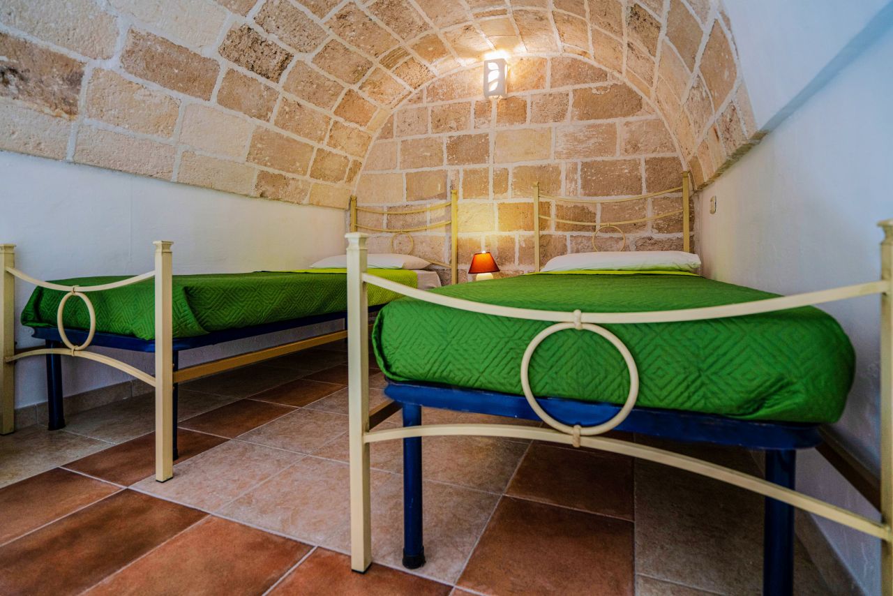 Отель, гостиница в Таранто, Италия, 157 м² - фото 11