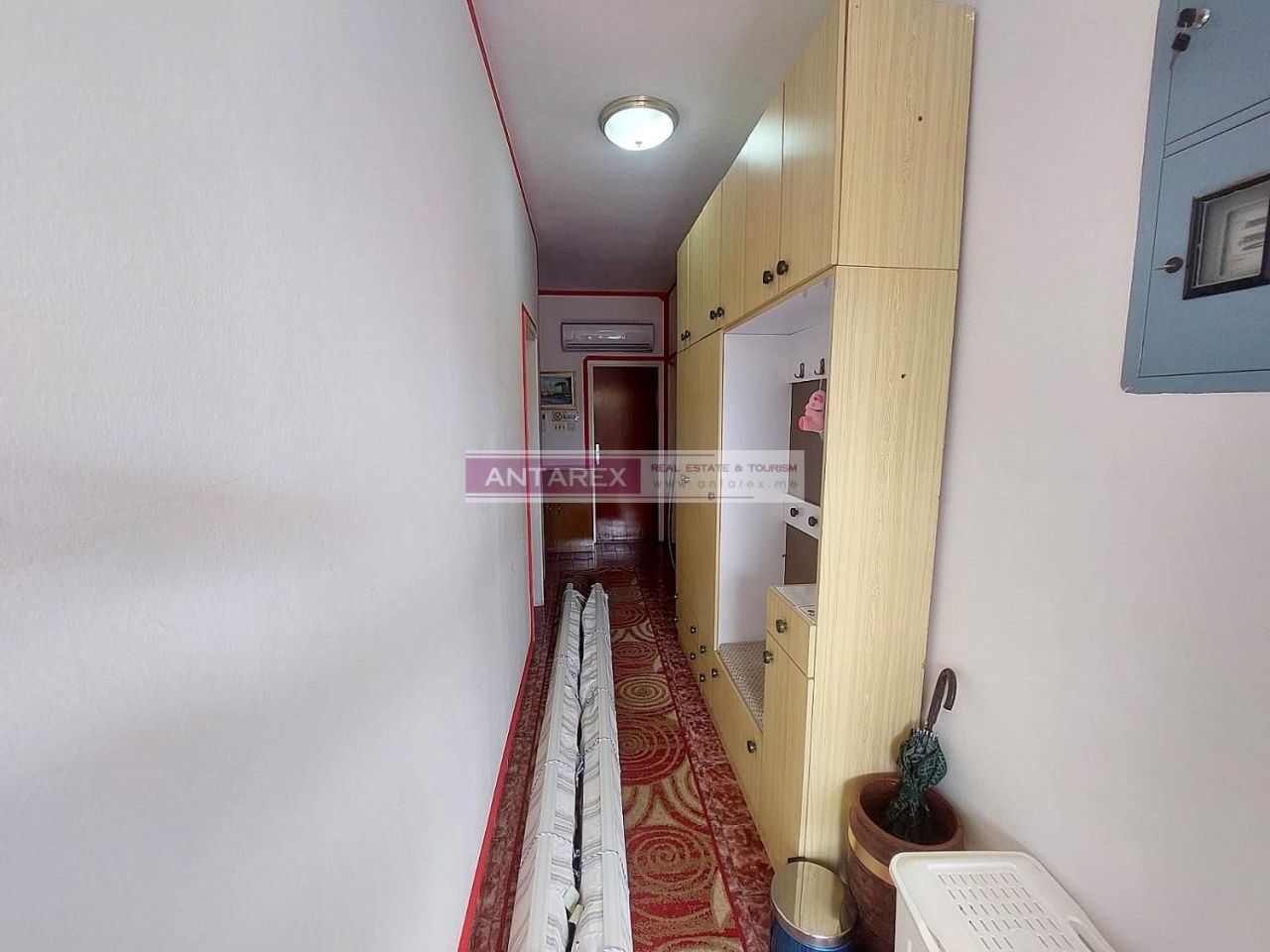 Апартаменты в Биеле, Черногория, 93 м² - фото 8