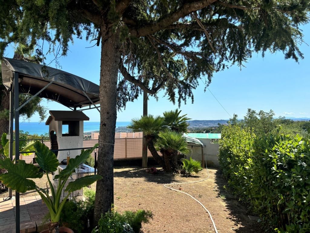 Дом в Сильви, Италия, 160 м² - фото 3