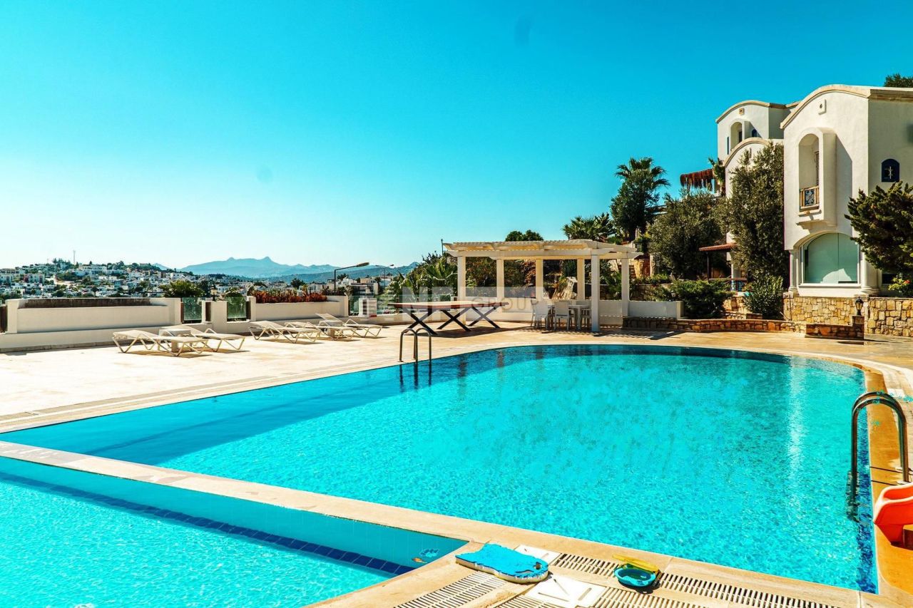 Вилла в Бодруме, Турция, 330 м² - фото 2