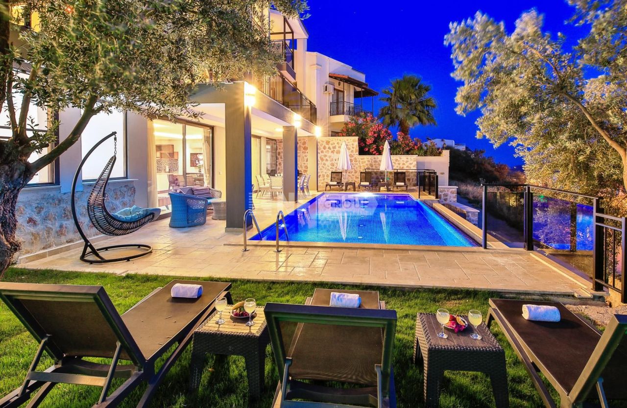 Вилла в Анталии, Турция, 200 м² - фото 2