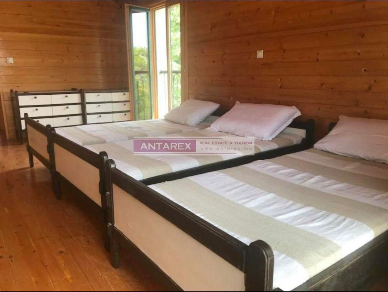 Вилла в Херцег-Нови, Черногория, 210 м² - фото 15