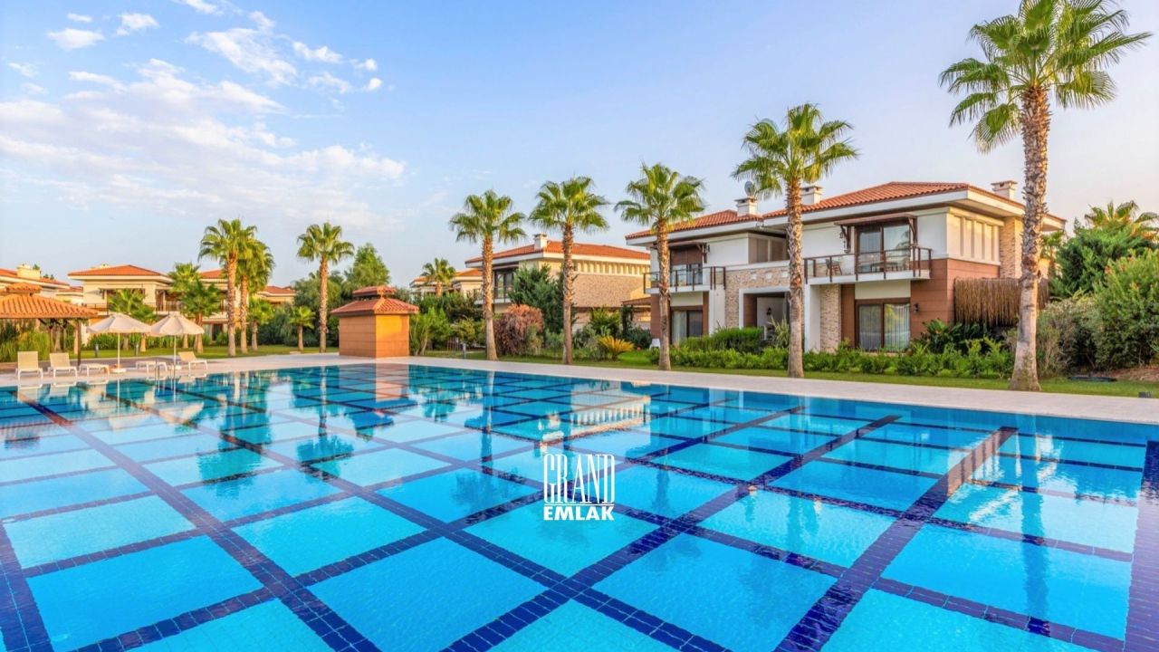 Вилла в Анталии, Турция, 240 м² - фото 2