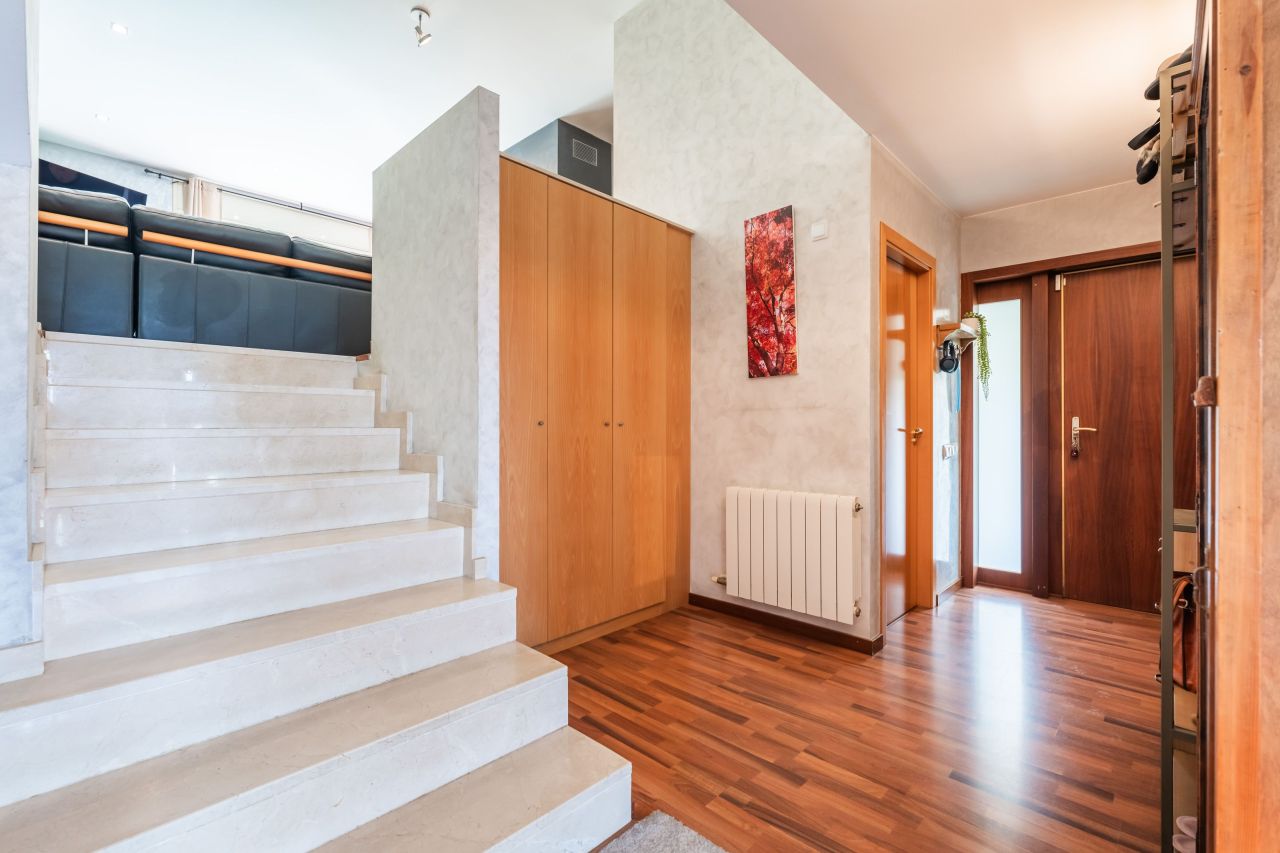 Вилла в Вальроманесе, Испания, 275 м² - фото 6