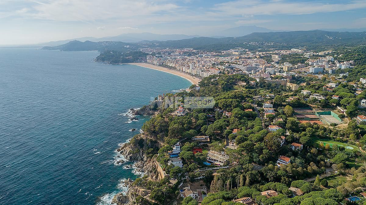 Вилла на Льорет-де-Мар, Испания, 440 м² - фото 2