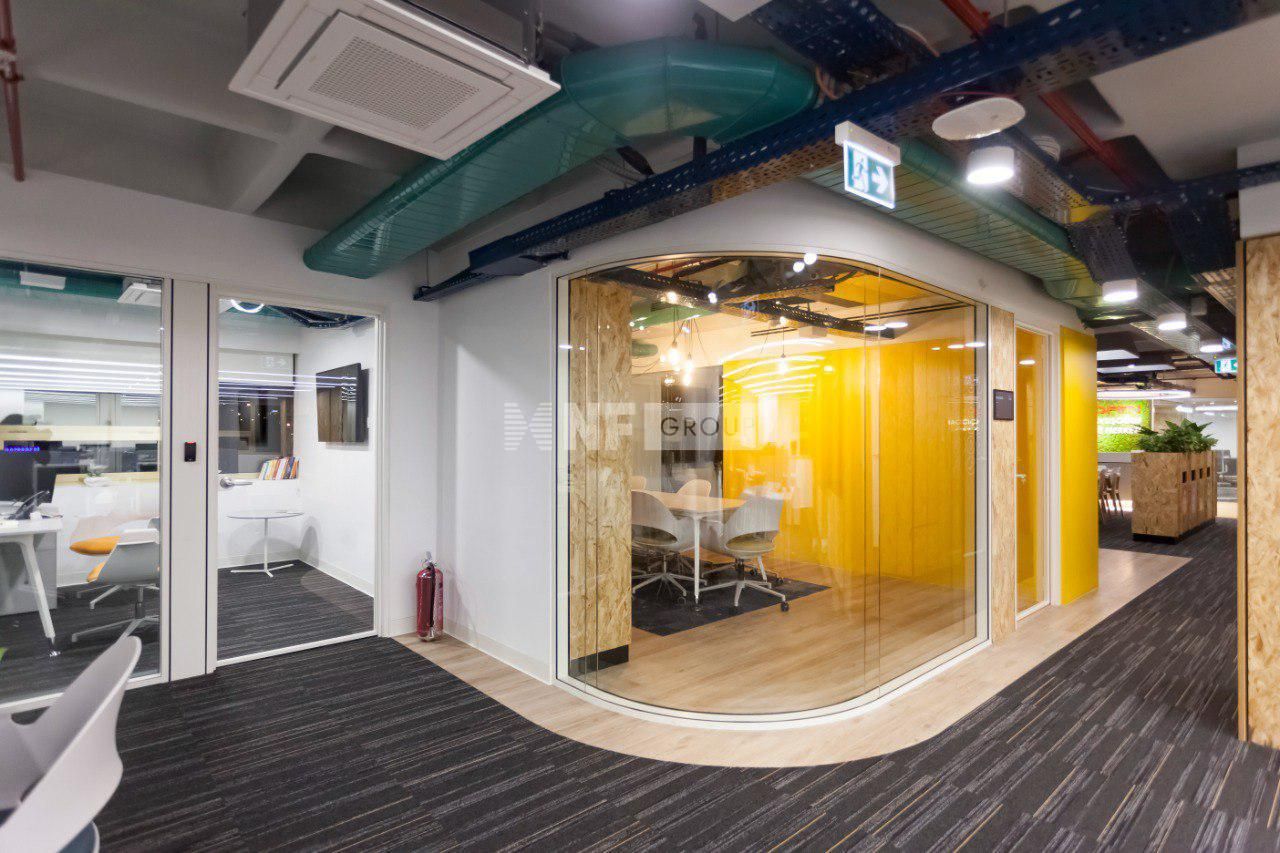 Офис в Стамбуле, Турция, 2 400 м² - фото 2