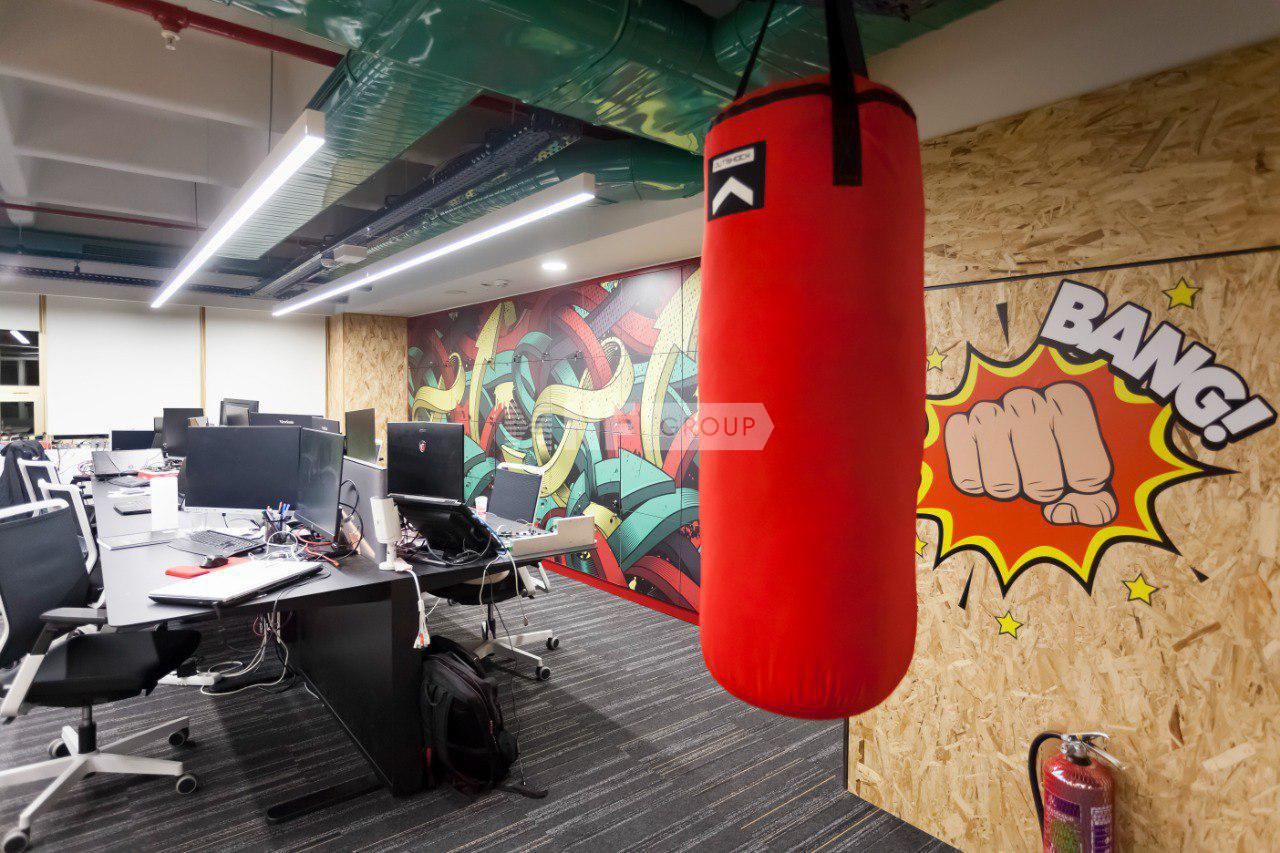 Офис в Стамбуле, Турция, 2 400 м² - фото 3