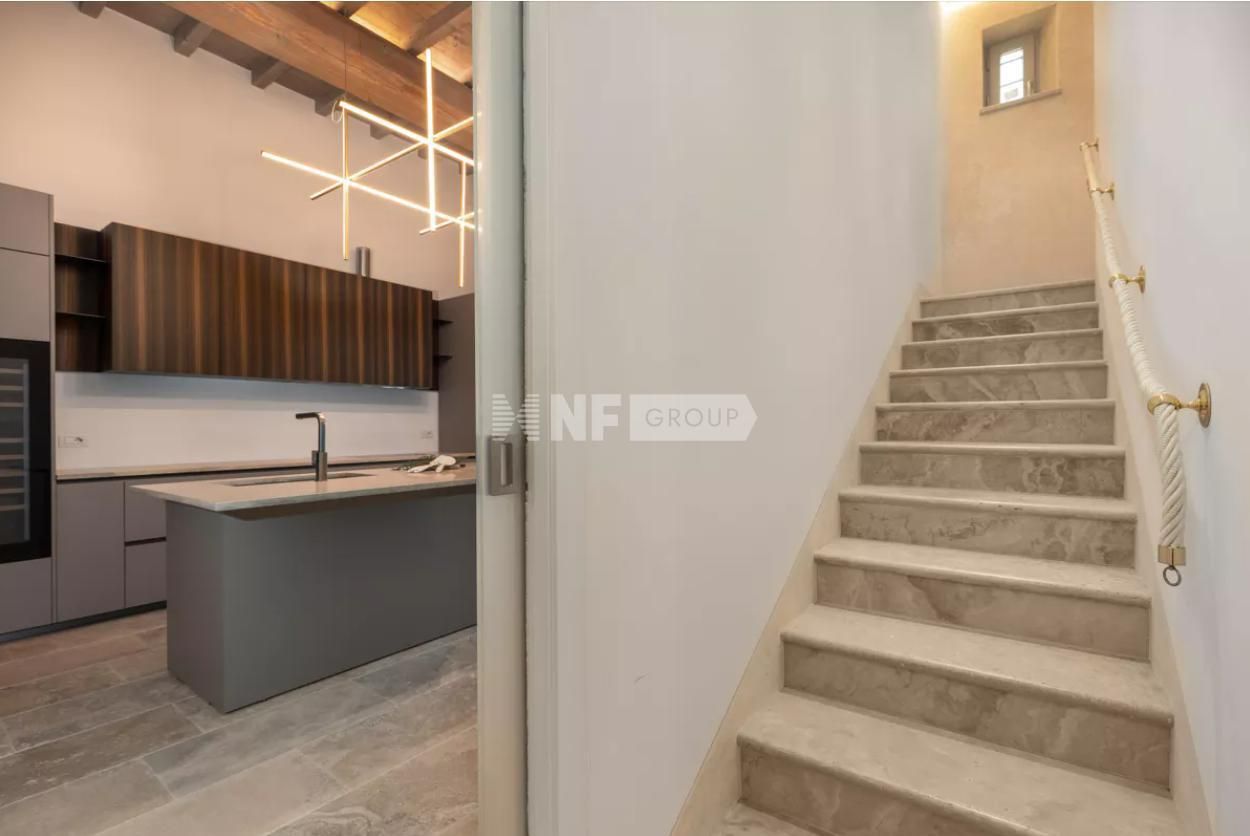 Апартаменты во Флоренции, Италия, 246 м² - фото 4