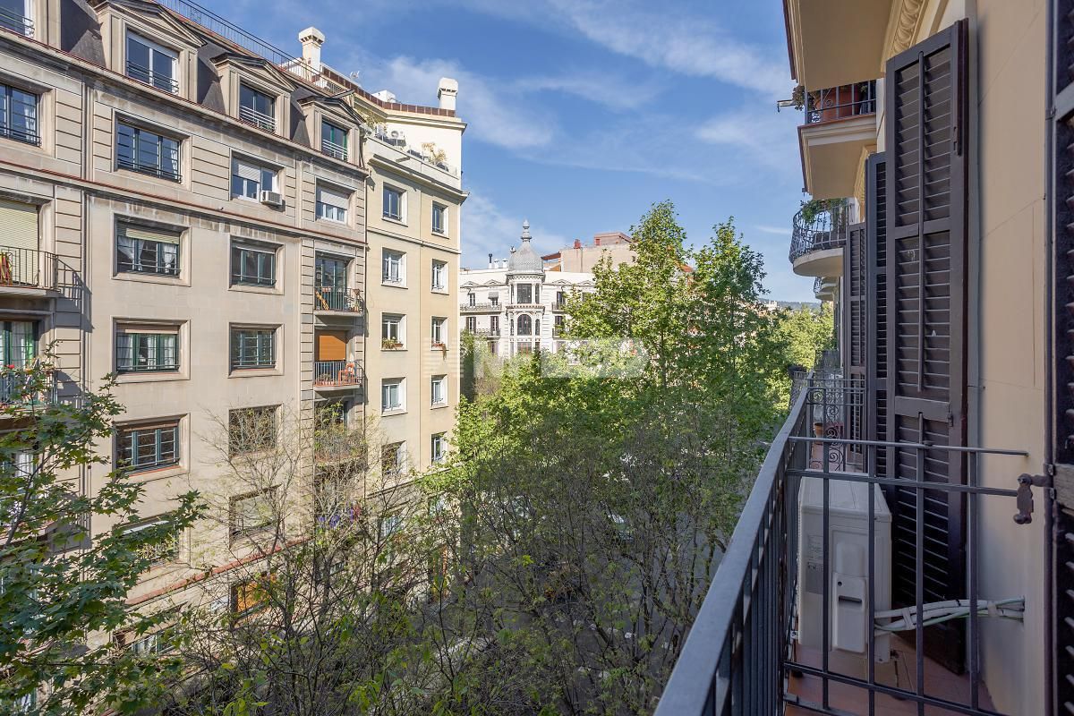 Апартаменты в Барселоне, Испания, 134 м² - фото 5