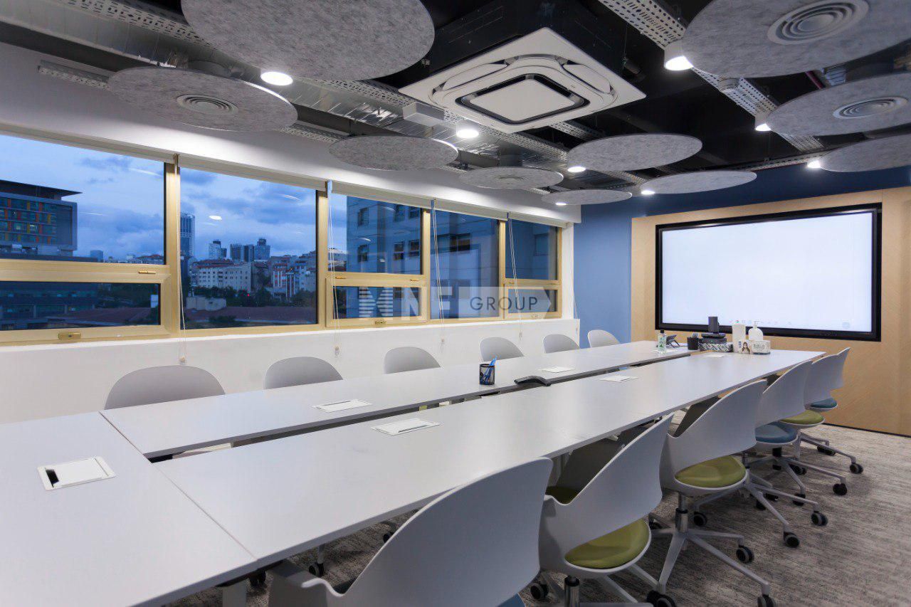 Офис в Стамбуле, Турция, 2 400 м² - фото 8