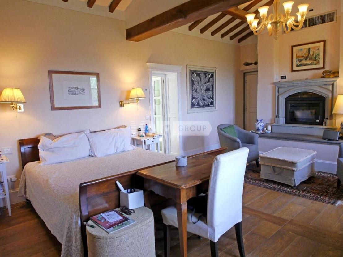 Вилла во Флоренции, Италия, 260 м² - фото 11