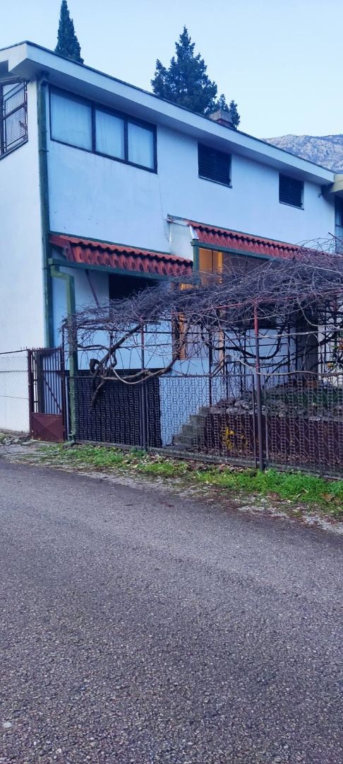 Отель, гостиница в Сутоморе, Черногория, 160 м² - фото 1