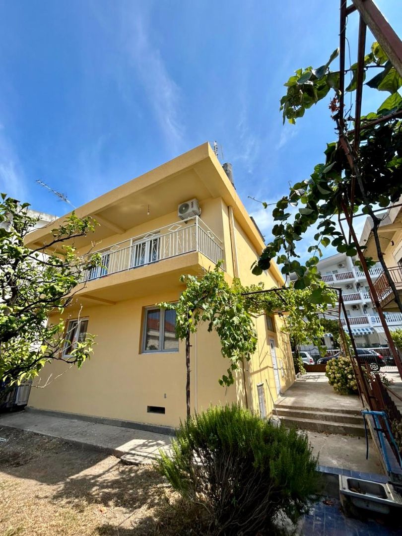 Отель, гостиница в Баре, Черногория, 160 м² - фото 1