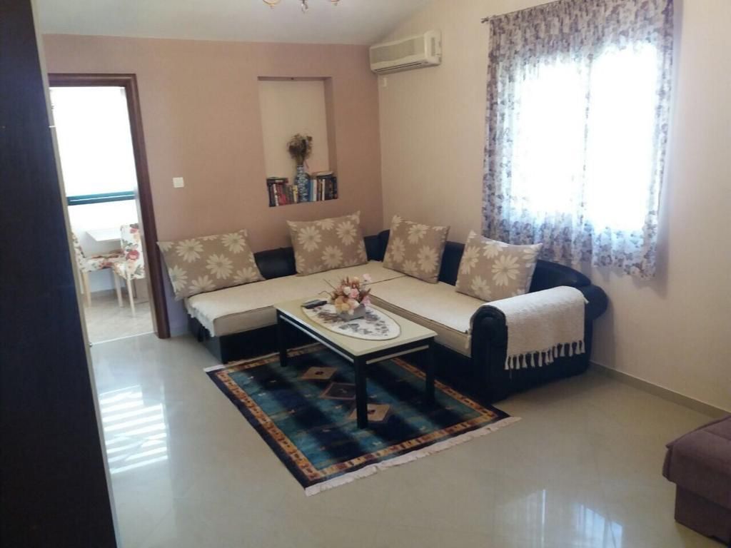 Квартира в Святом Стефане, Черногория, 50 м² - фото 1