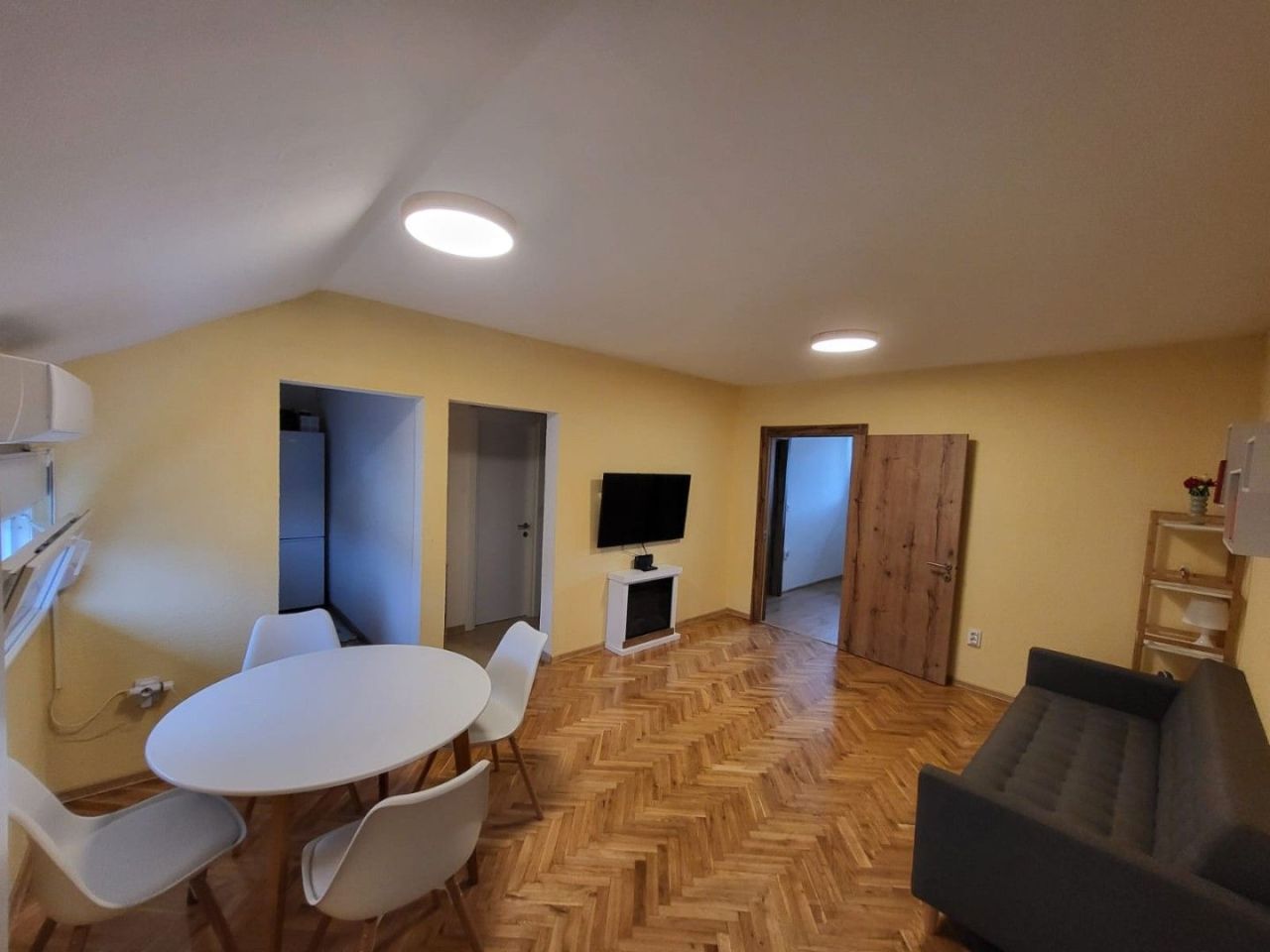 Квартира в Будве, Черногория, 60 м² - фото 1