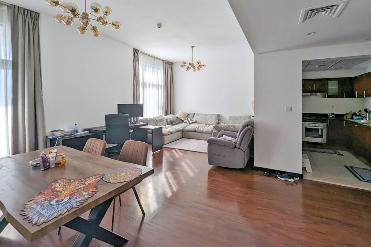 Квартира в Дубае, ОАЭ, 92 м² - фото 1