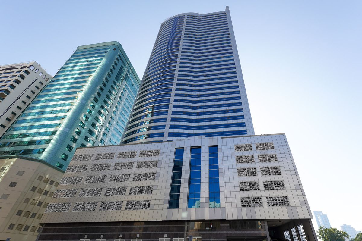 Коммерческая недвижимость в Шардже, ОАЭ, 138 м² - фото 2