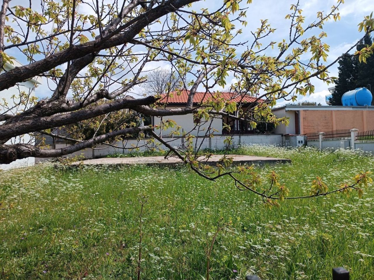 Земля в Добра Воде, Черногория, 300 м² - фото 4