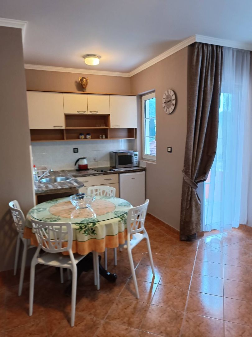 Отель, гостиница в Петроваце, Черногория, 600 м² - фото 10