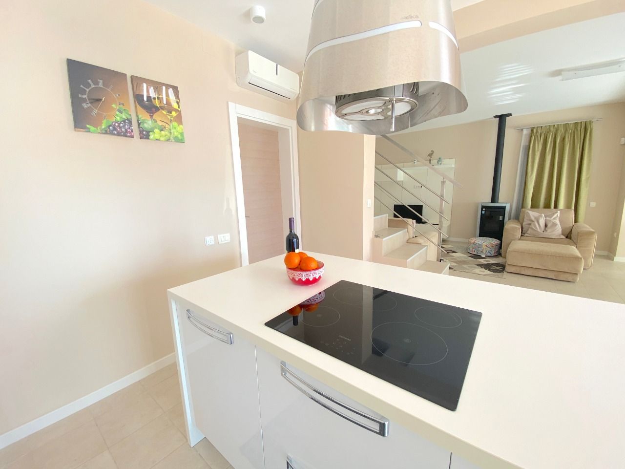 Вилла в Святом Стефане, Черногория, 250 м² - фото 12