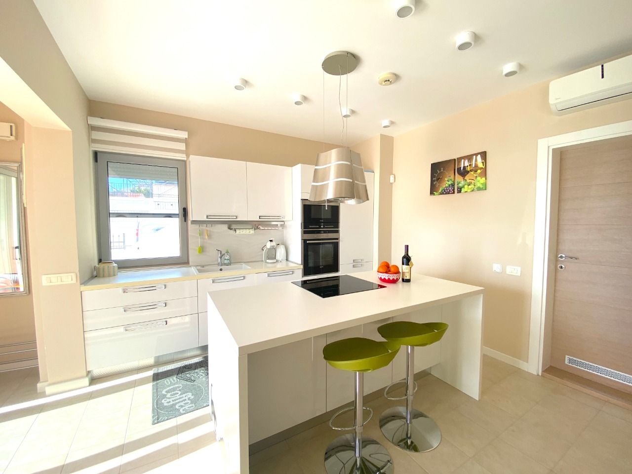 Вилла в Святом Стефане, Черногория, 250 м² - фото 16