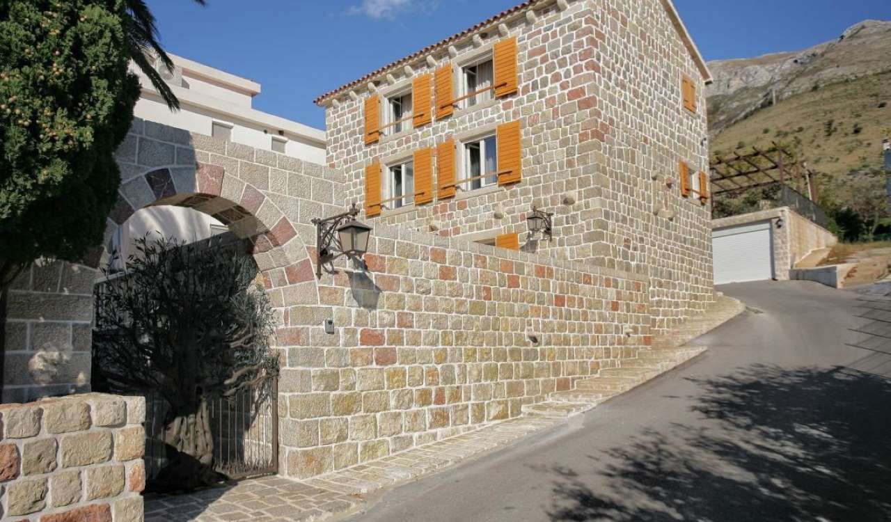 Вилла в Режевичах, Черногория, 350 м² - фото 16