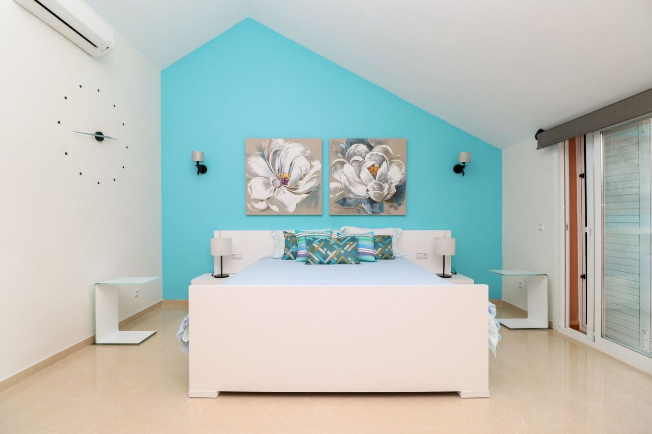 Апартаменты в Пуэрто-Банусе, Испания, 200 м² - фото 7