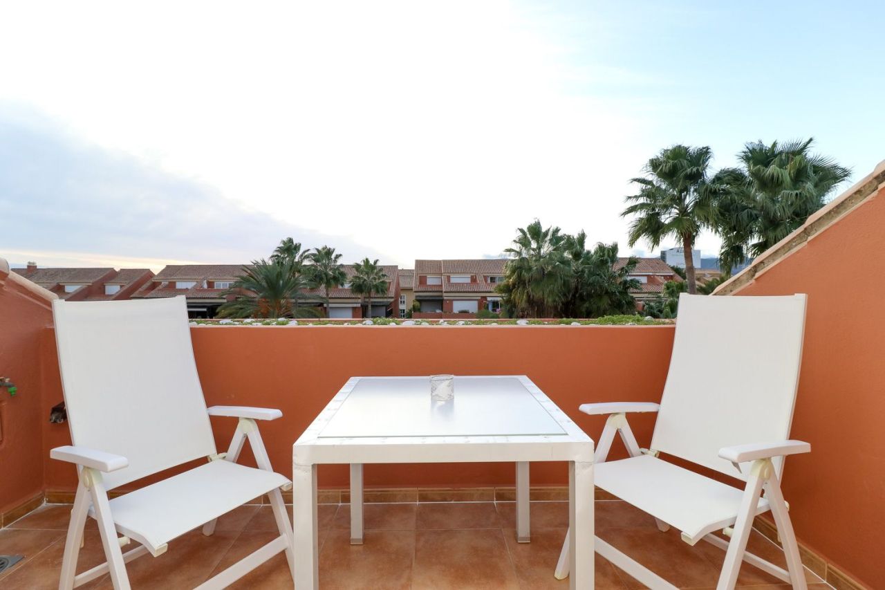 Апартаменты в Пуэрто-Банусе, Испания, 200 м² - фото 16